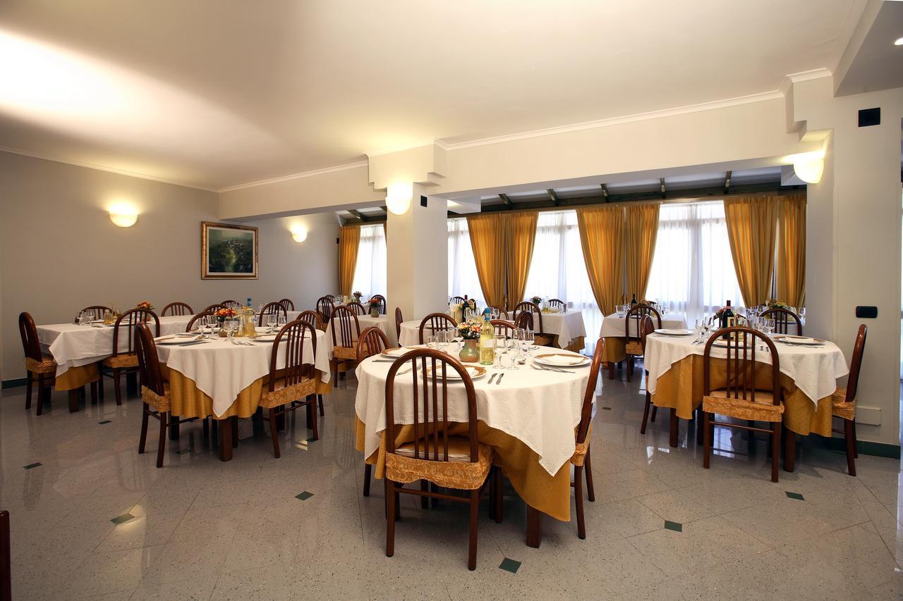 Albergo Terme Santamaria Castelforte Exterior photo