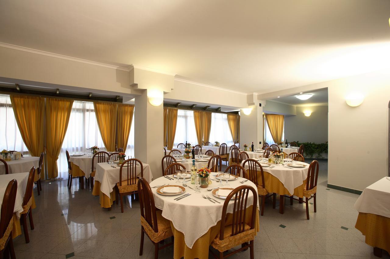 Albergo Terme Santamaria Castelforte Exterior photo
